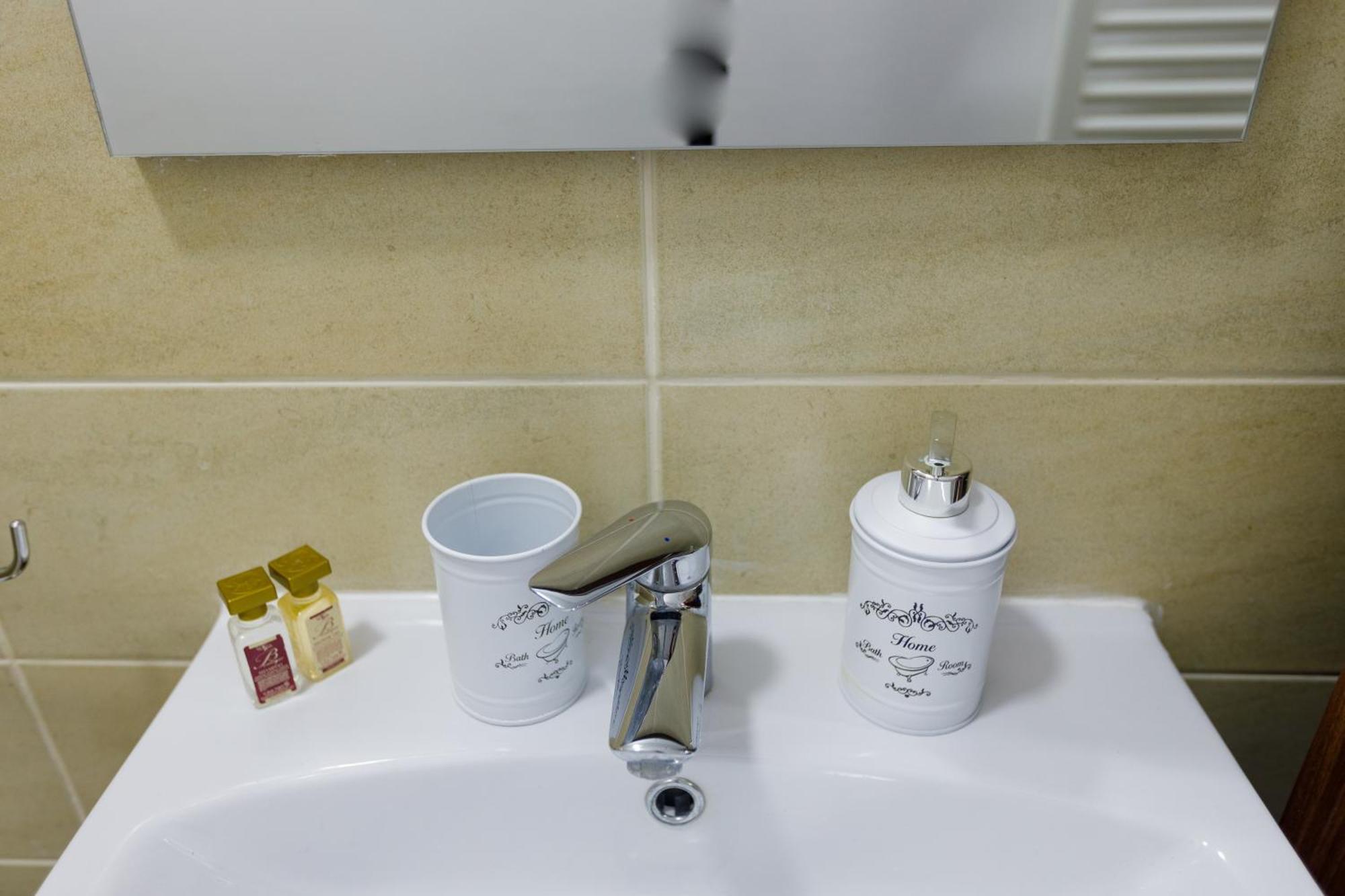 Apartament Modern Brasov Ngoại thất bức ảnh