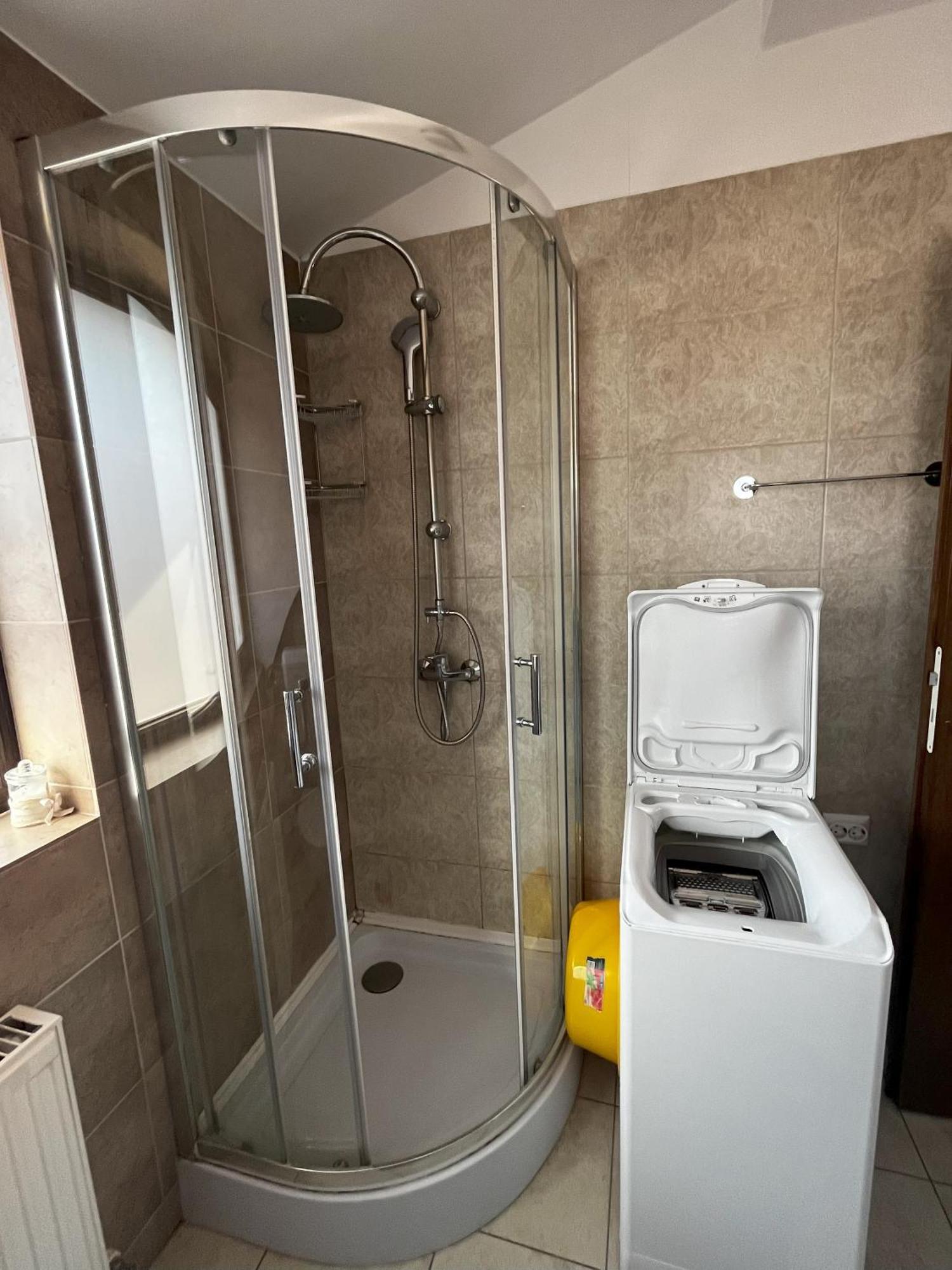 Apartament Modern Brasov Ngoại thất bức ảnh