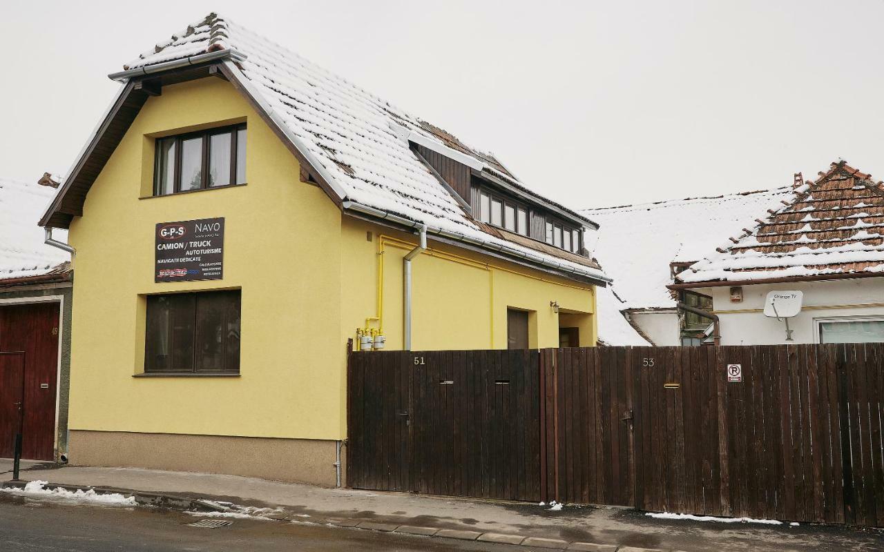 Apartament Modern Brasov Ngoại thất bức ảnh